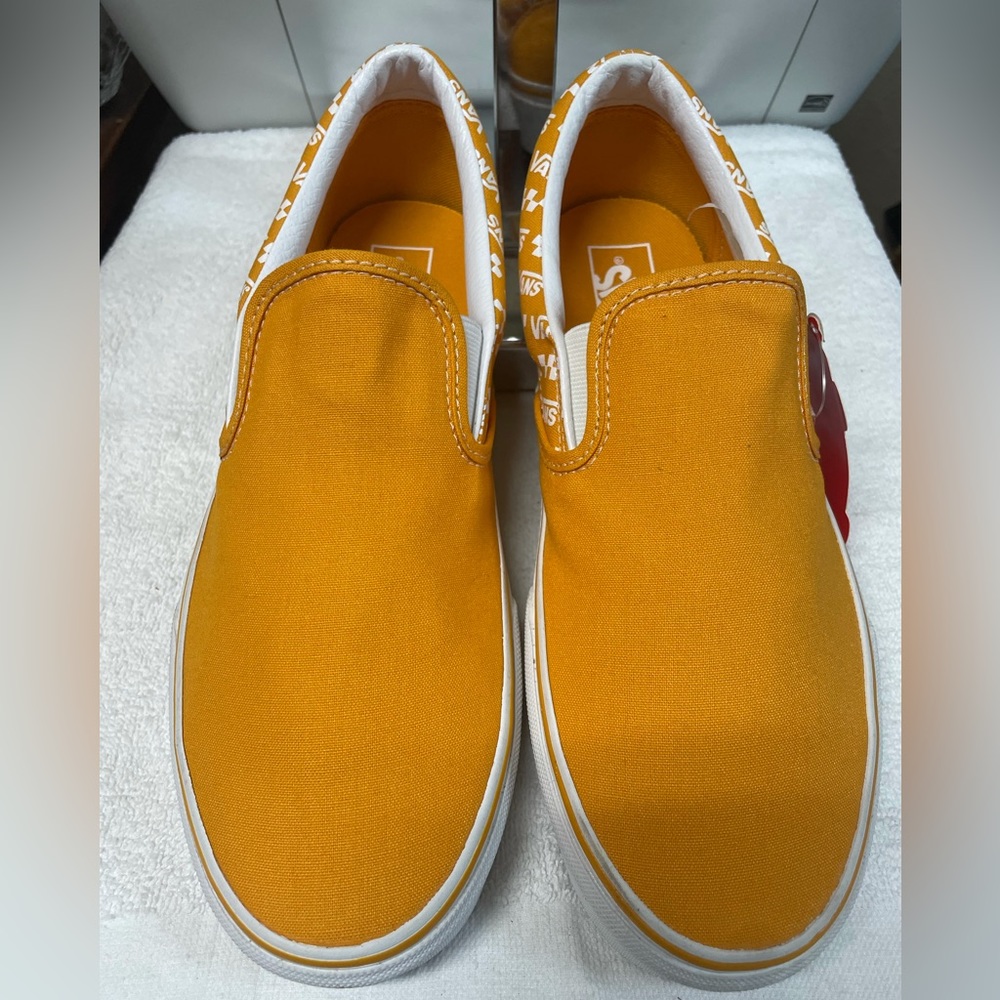 Vans Classic Slip On Logo Repeat - Picture 2 of 6